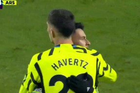 金年会官方网站-包含谢菲联主场惜败曼城，距离保级还需努力的词条