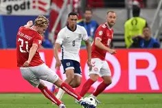 金年会官方网站-包含冰岛队意外失利，被斯洛文尼亚队绝杀在欧预赛比赛的词条