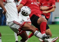 金年会共享联赛-包含中超劲旅顽强抗争，向亚洲足坛巅峰冲刺的词条