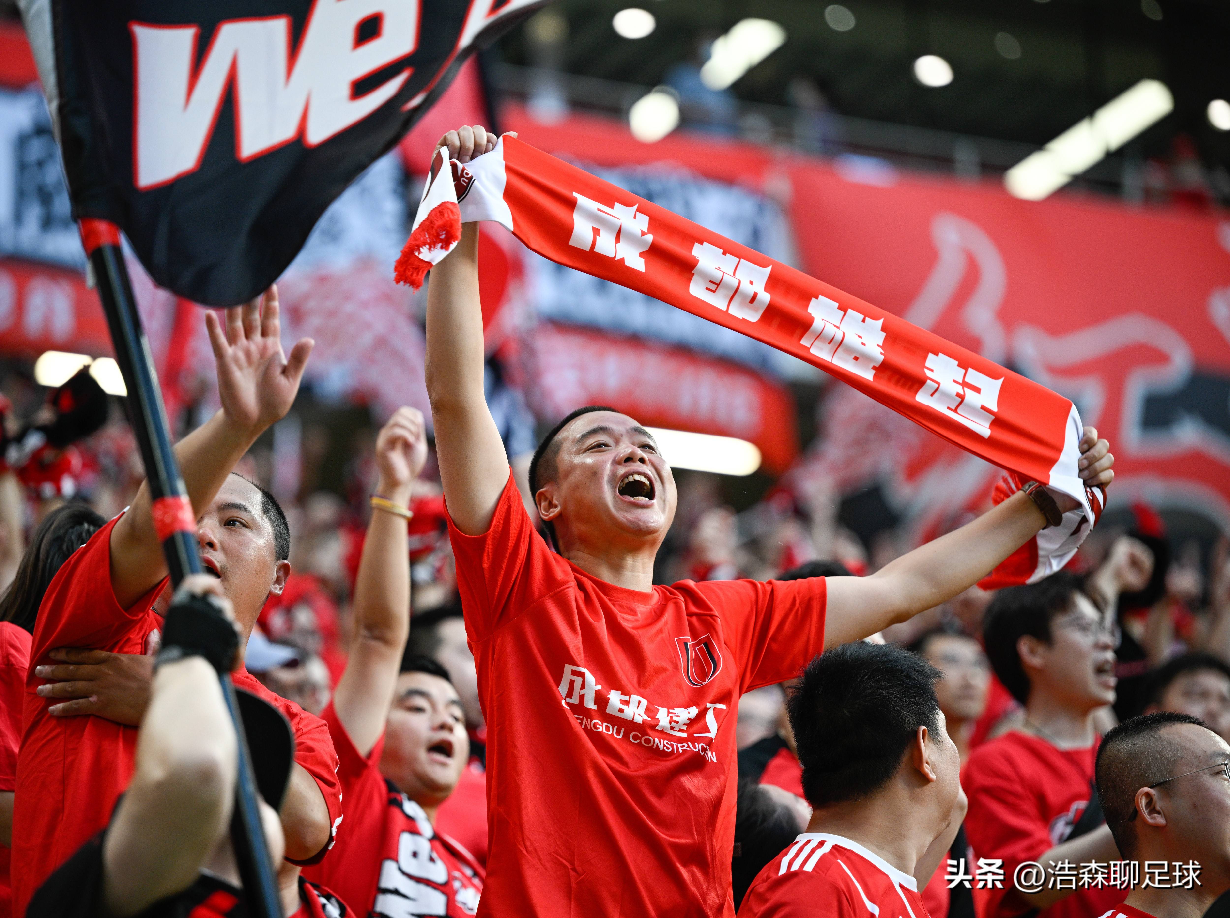 中超比赛冠军奖杯曝光，谁能夺得殊荣？(中超比赛冠军奖杯曝光,谁能夺得殊荣称号)